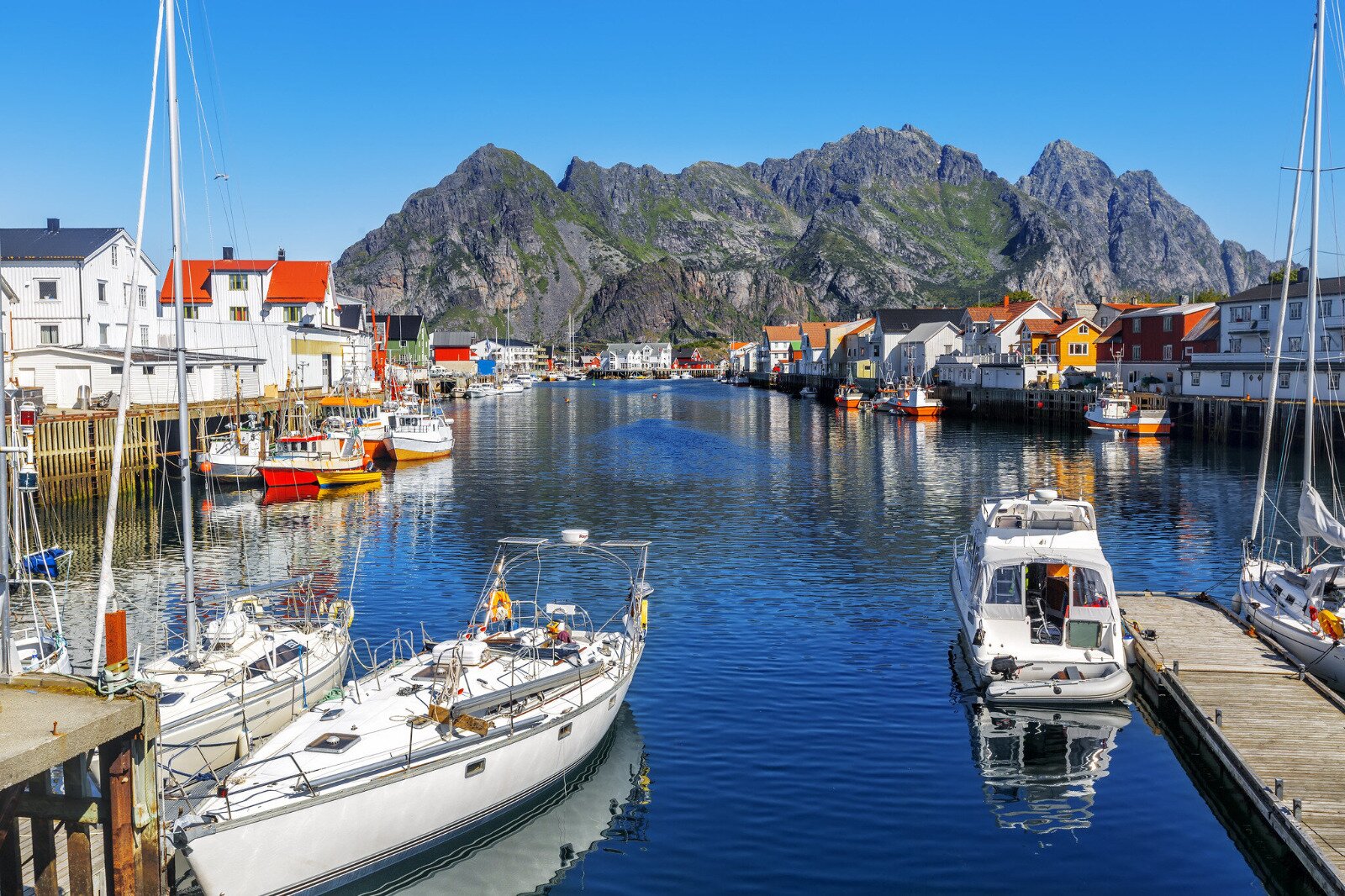 Midnight sun over the Lofoten Islands, Arctic Norway — BAIA Atelier